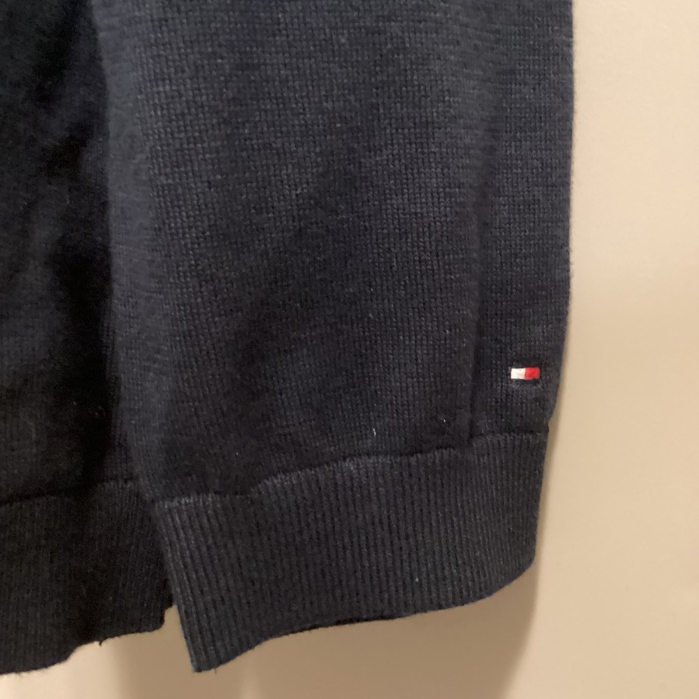Tommy Hilfiger Women's Cotton Graphic Crewneck Sweater, size XL - Picture 4 of 7